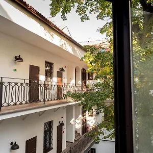  Хостел Sir Toby's Midtown