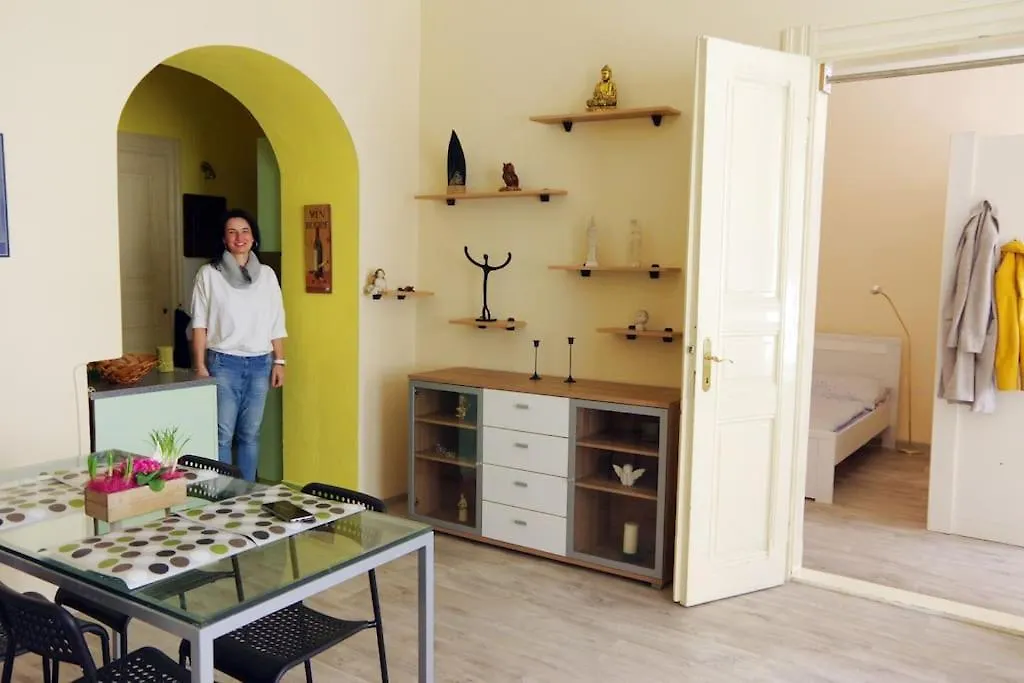 Nice Big Apartment In The City Center Prague Czech Republic