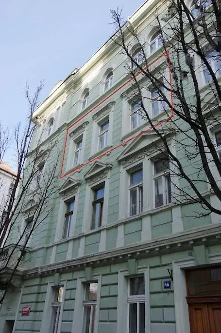 Nice Big Apartment In The City Center Prague